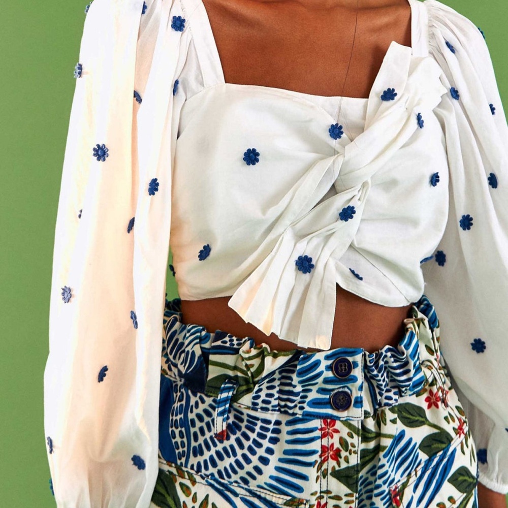 FARM RIO Blue Flowers Off-White Long Sleeve Crop Top | S